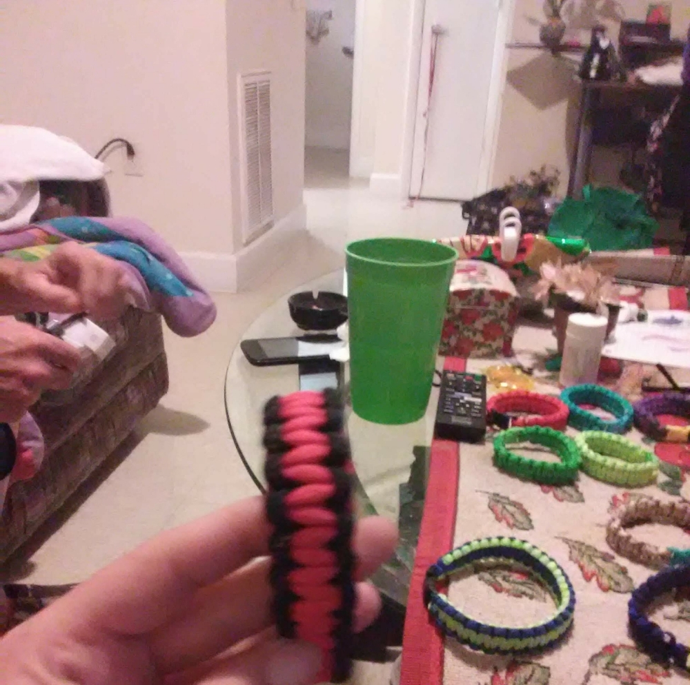 Parachute bracelets - Picture 12 of 16